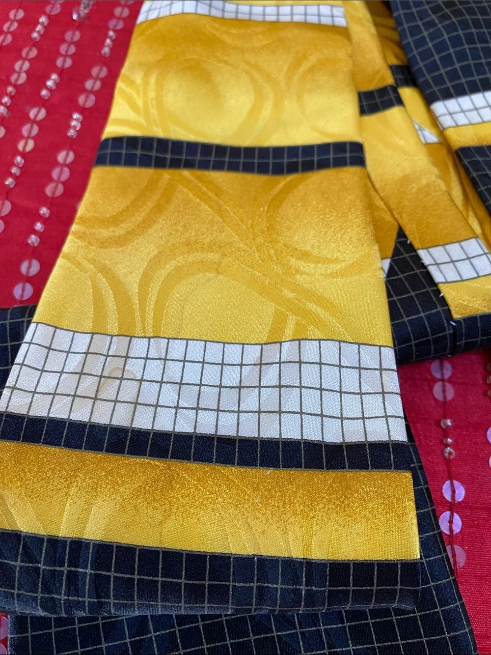 💯 Silk Hand Made In Italy 🇮🇹 Stunning Versace Style Print Luxurious Tie